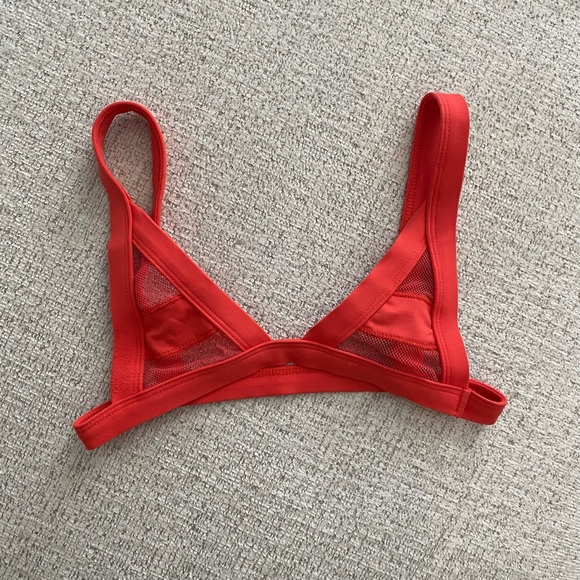 Minimale Animale top - Picture 1 of 2